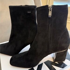DKNY Black Suede Ankle Boots Size 5.5 but fits for size 6, only worn one time